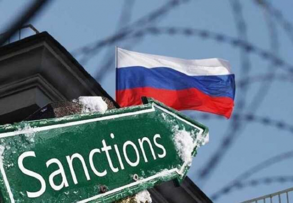 ЕС предложил добавить в санкционный список компании, выдававшие поддельные флаги российским танкерам